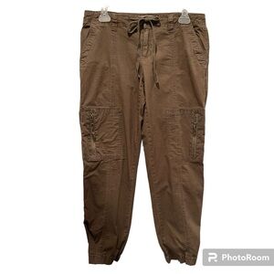 Loft Cargo Capris.  Brown. Size 6
